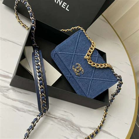 chanel 19 wallet on chain denim|Chanel wallet on chain measurements.